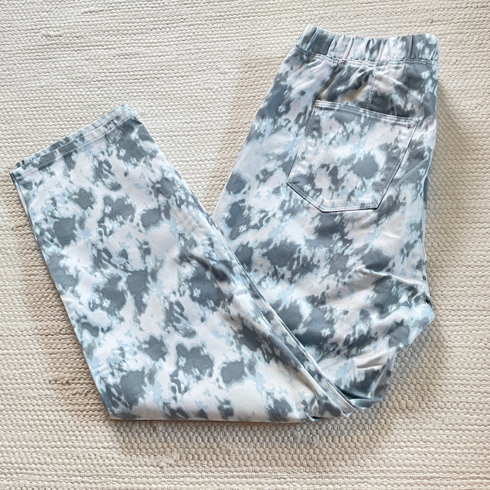 Uniqlo Women White Gray Camouflage Pull On 3/4 Elastic Waist Pants Size M